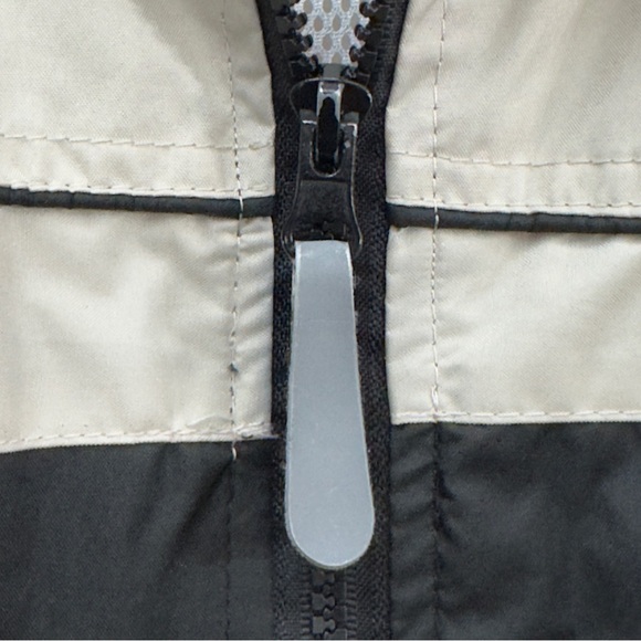 Hard Rock Park Lightweight Windbreaker Jacket Men’s Large - Picture 7 of 14